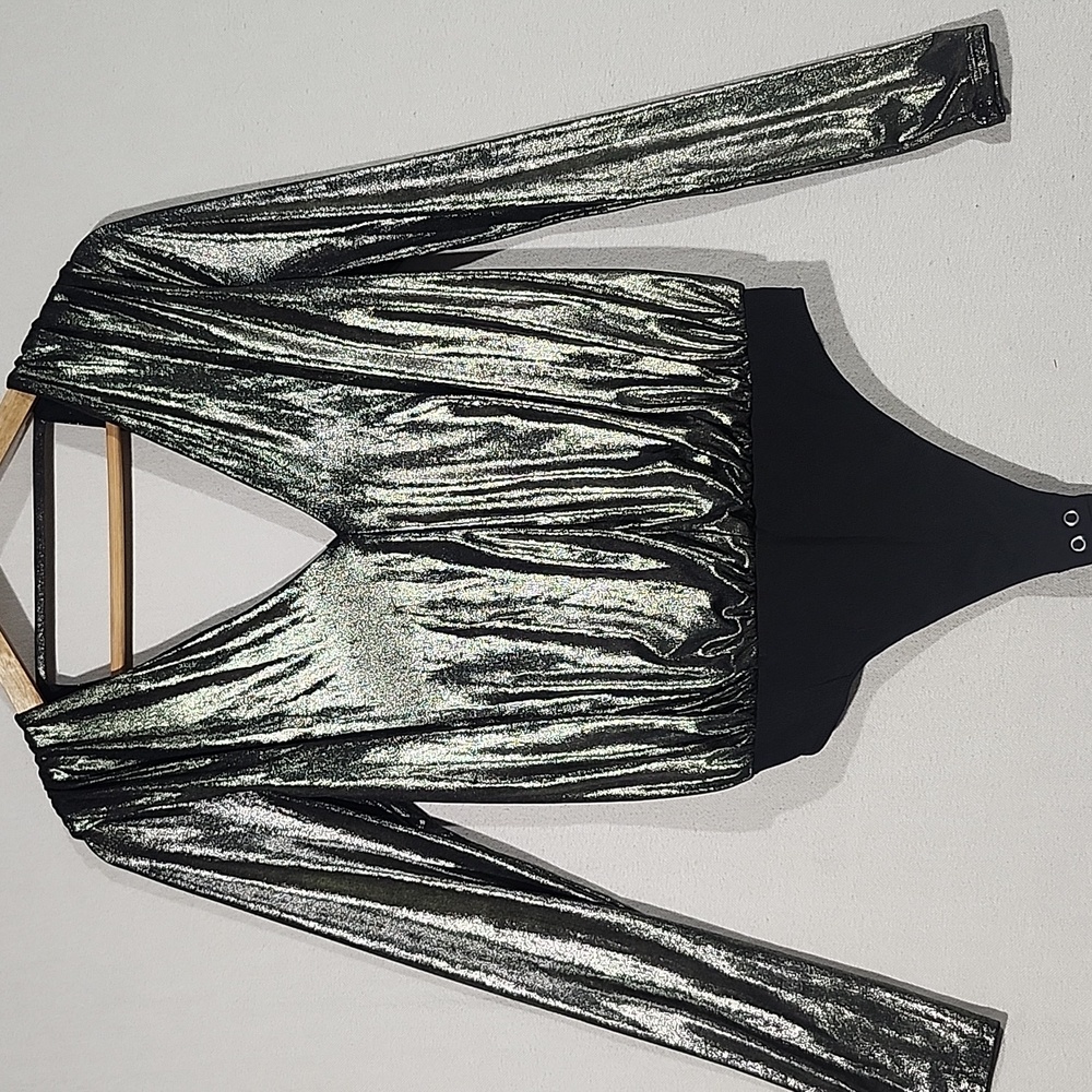 Express Metallic Muted Gold‎ Vneck Long Sleeve Bodysuit Womens Size Small